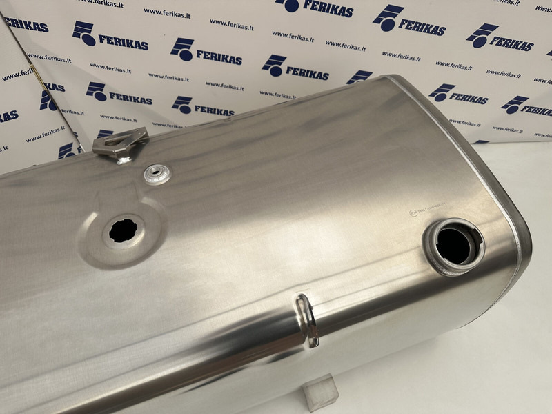 DAF New aluminum fuel tank 690L - Топливный бак для Грузовиков: фото 4 DAF New aluminum fuel tank 690L - Топливный бак для Грузовиков: фото 4