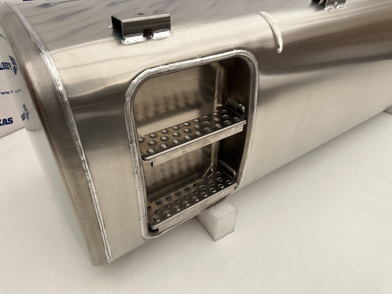 DAF New aluminum fuel tank 845L - Топливный бак для Грузовиков: фото 5 DAF New aluminum fuel tank 845L - Топливный бак для Грузовиков: фото 5