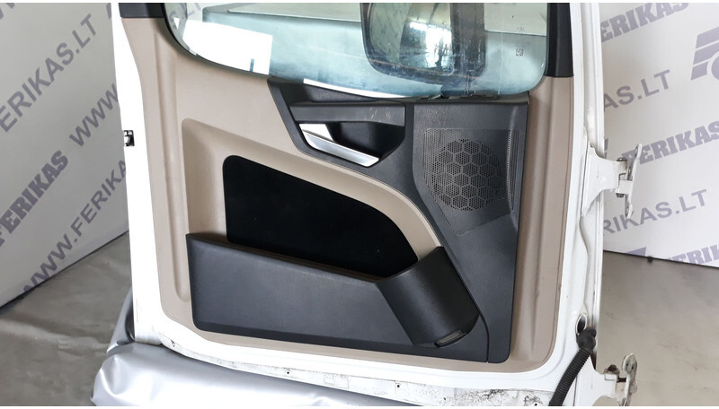 Mercedes-Benz Actros MP4 - Дверь и запчасти для Грузовиков: фото 4 Mercedes-Benz Actros MP4 - Дверь и запчасти для Грузовиков: фото 4