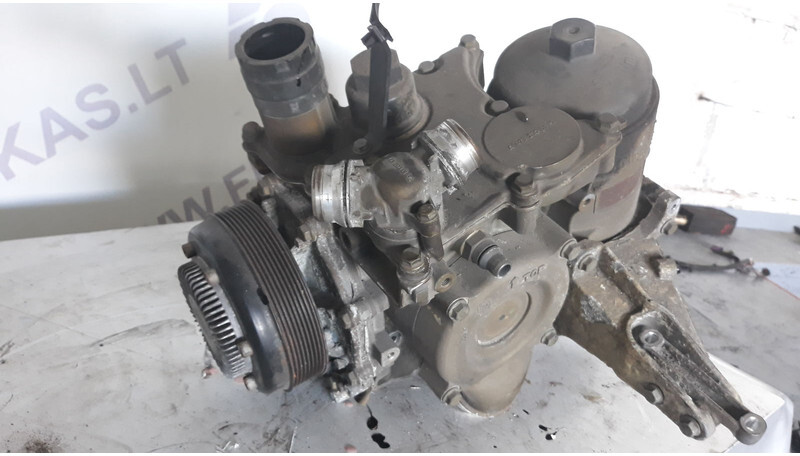 Mercedes-Benz oil coolant module - Масляный радиатор для Грузовиков: фото 2 Mercedes-Benz oil coolant module - Масляный радиатор для Грузовиков: фото 2