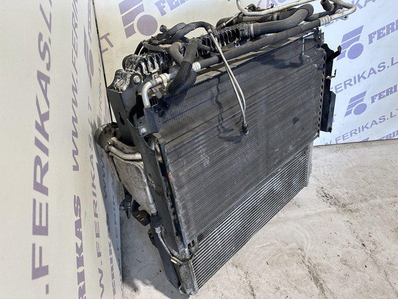 Mercedes-Benz radiator set - Радиатор для Грузовиков: фото 3 Mercedes-Benz radiator set - Радиатор для Грузовиков: фото 3