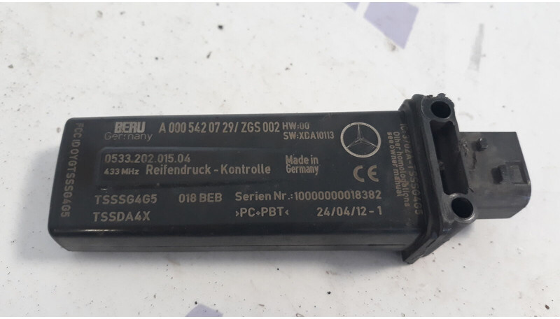 Mercedes-Benz tyre pressure sensor - Сенсор для Грузовиков: фото 1 Mercedes-Benz tyre pressure sensor - Сенсор для Грузовиков: фото 1