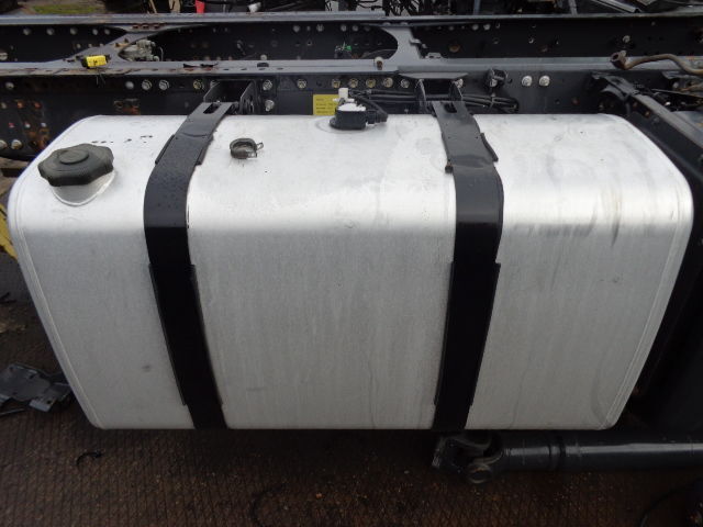 Renault Complete aluminum / VOLVO fuel tank new or used 490L - 123cm, wi - Топливный бак для Грузовиков: фото 1 Renault Complete aluminum / VOLVO fuel tank new or used 490L - 123cm, wi - Топливный бак для Грузовиков: фото 1