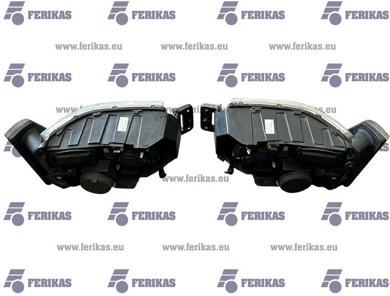 Renault T - Задний фонарь для Грузовиков: фото 2 Renault T - Задний фонарь для Грузовиков: фото 2