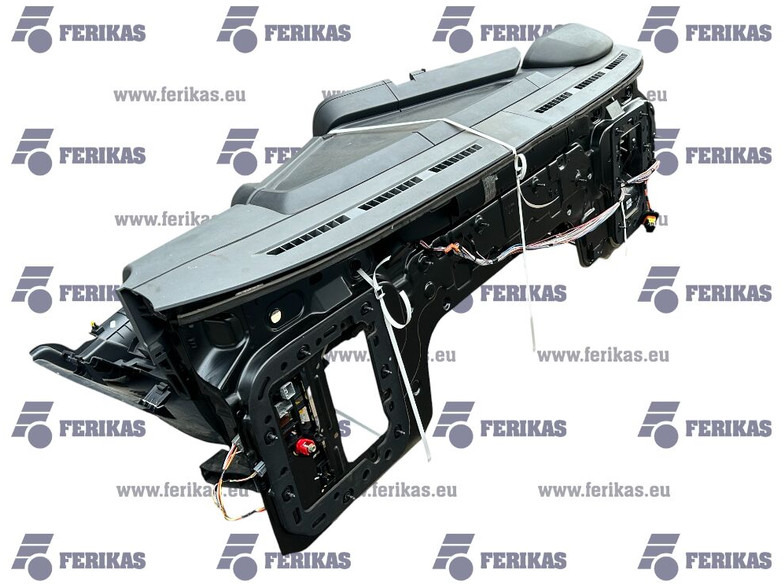 Renault T - Кабина и интерьер для Грузовиков: фото 4 Renault T - Кабина и интерьер для Грузовиков: фото 4