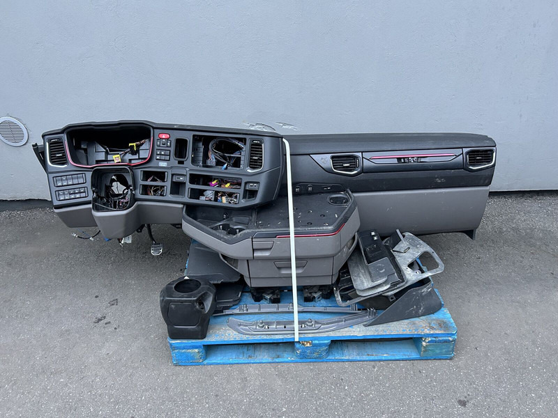 Scania S - Кабина и интерьер для Грузовиков: фото 1 Scania S - Кабина и интерьер для Грузовиков: фото 1