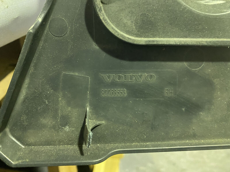 Volvo FH4 - Зеркало заднего вида для Грузовиков: фото 4 Volvo FH4 - Зеркало заднего вида для Грузовиков: фото 4