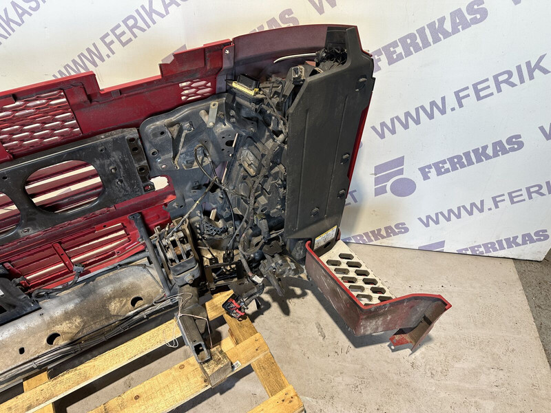 Volvo FH4 - Бампер для Грузовиков: фото 5 Volvo FH4 - Бампер для Грузовиков: фото 5