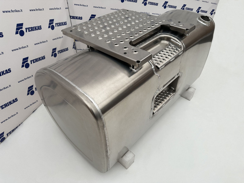 Volvo New aluminum fuel tank 550L - Топливный бак для Грузовиков: фото 3 Volvo New aluminum fuel tank 550L - Топливный бак для Грузовиков: фото 3