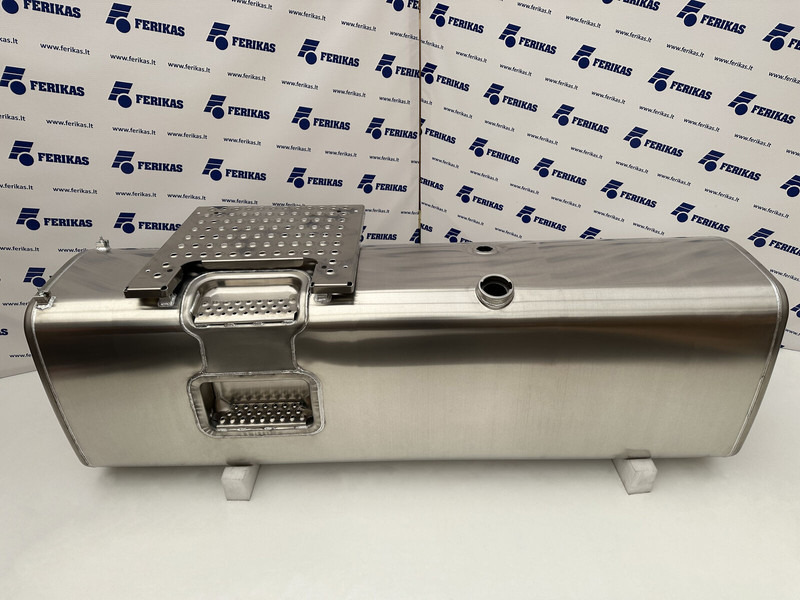 Volvo New aluminum fuel tank 900L - Топливный бак для Грузовиков: фото 1 Volvo New aluminum fuel tank 900L - Топливный бак для Грузовиков: фото 1