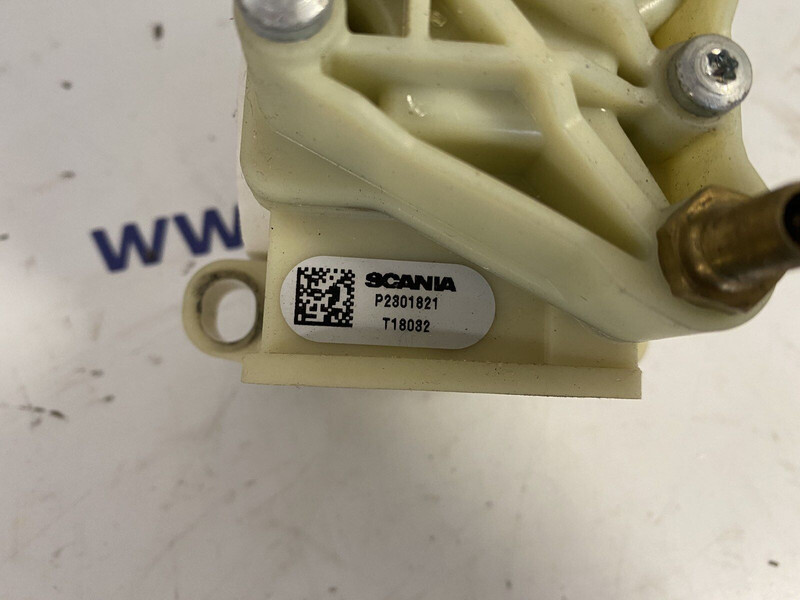 Wabco R - Кабина и интерьер для Грузовиков: фото 2 Wabco R - Кабина и интерьер для Грузовиков: фото 2