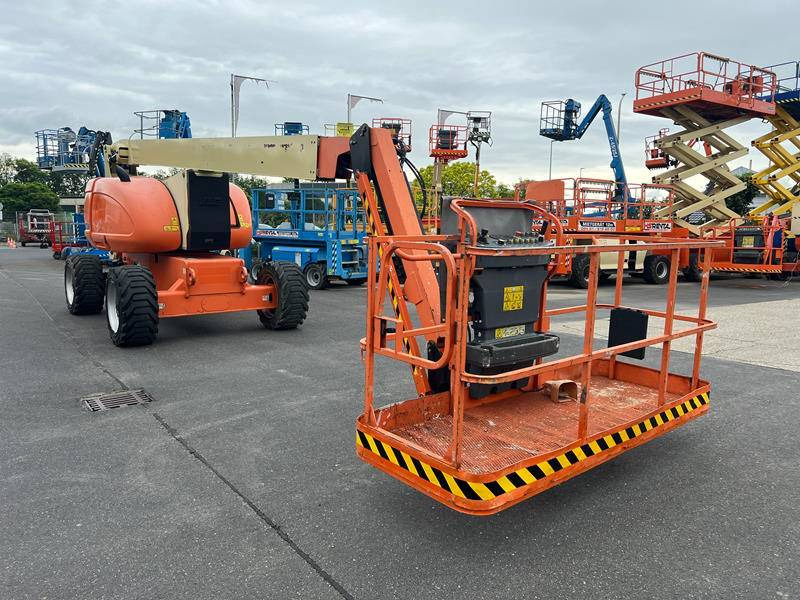 Коленчатый подъемник JLG 800AJ diesel 4x4 26m (1787): фото 9