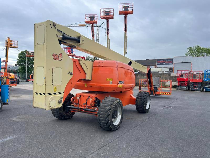JLG 800AJ diesel 4x4 26m (1787) - Коленчатый подъемник: фото 3 JLG 800AJ diesel 4x4 26m (1787) - Коленчатый подъемник: фото 3