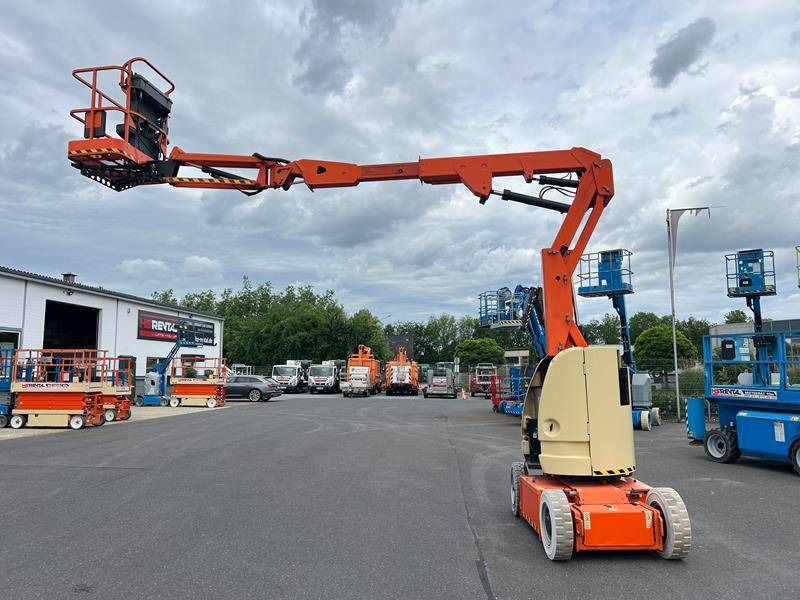 Коленчатый подъемник JLG E300 AJP elektro 11m (1735) NEW BATTERIES: фото 14
