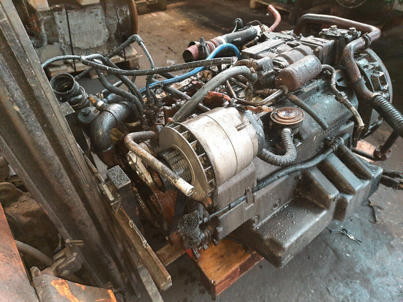 Mercedes-Benz Om 906 - Двигатель: фото 1 Mercedes-Benz Om 906 - Двигатель: фото 1