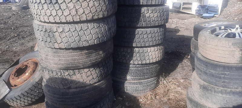 Michelin 295*80R22.5 255*70 \ 275*70* 265\70R19.5 - Шина для Грузовиков: фото 4 Michelin 295*80R22.5 255*70 \ 275*70* 265\70R19.5 - Шина для Грузовиков: фото 4