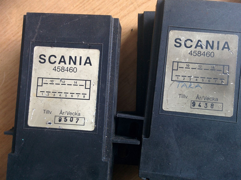 Scania 0485472. 458460 . 0881801800 - Блок управления: фото 4 Scania 0485472. 458460 . 0881801800 - Блок управления: фото 4