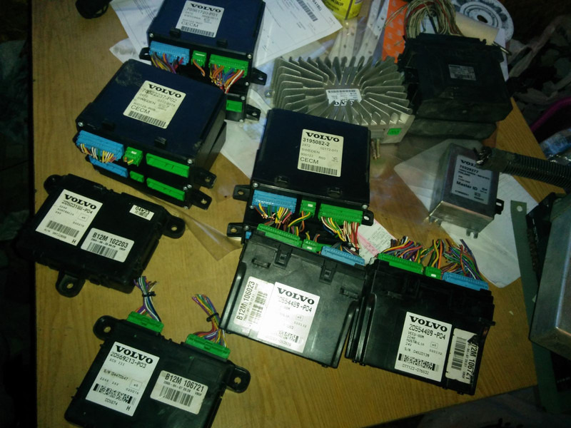Блок управления Volvo 70329277 / 70395975-P01 / 70361720-P01 / 70322237-P02: фото 11