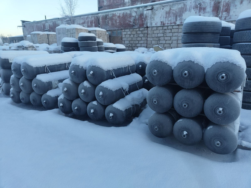 Volvo  - Топливный бак: фото 3 Volvo  - Топливный бак: фото 3