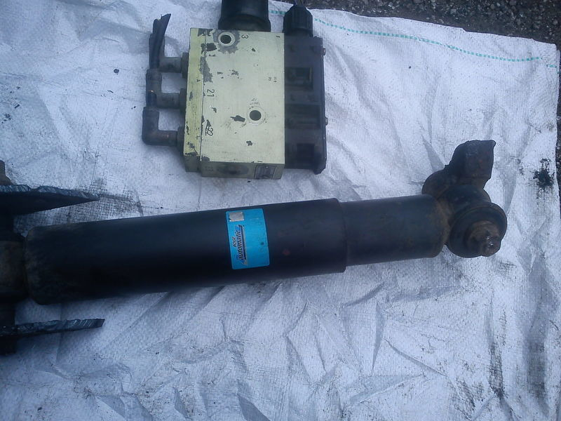 Volvo Уронем пола 0501100014. 28. 29. 35. 40. - Блок управления: фото 3 Volvo Уронем пола 0501100014. 28. 29. 35. 40. - Блок управления: фото 3