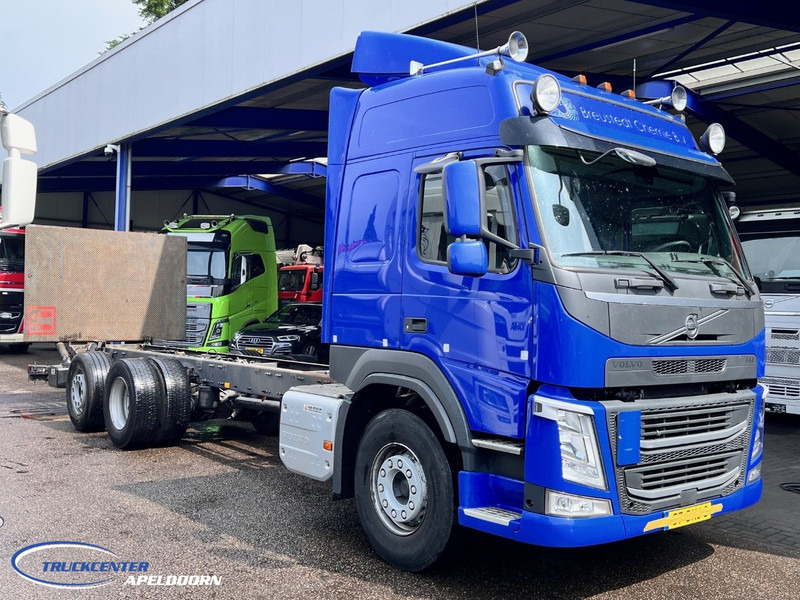 Volvo FM 6x2 Steering axle, NL truck - Грузовик-шасси: фото 1 Volvo FM 6x2 Steering axle, NL truck - Грузовик-шасси: фото 1