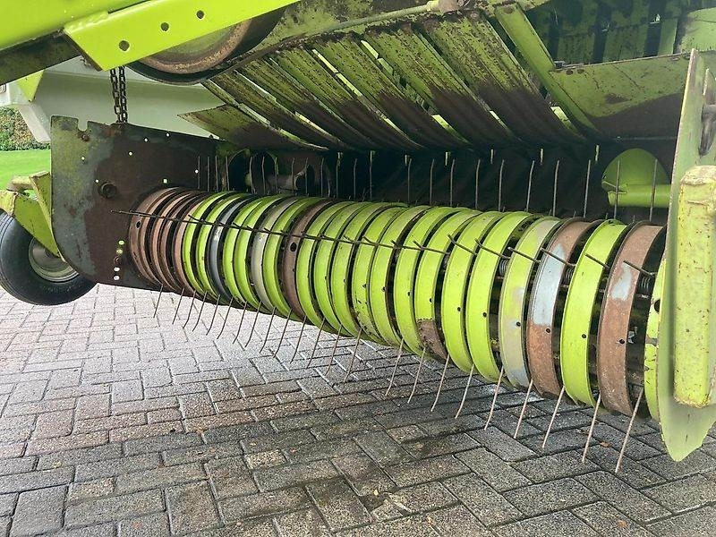 Пресс-подборщик тюковый Claas Quadrant 1200: фото 9