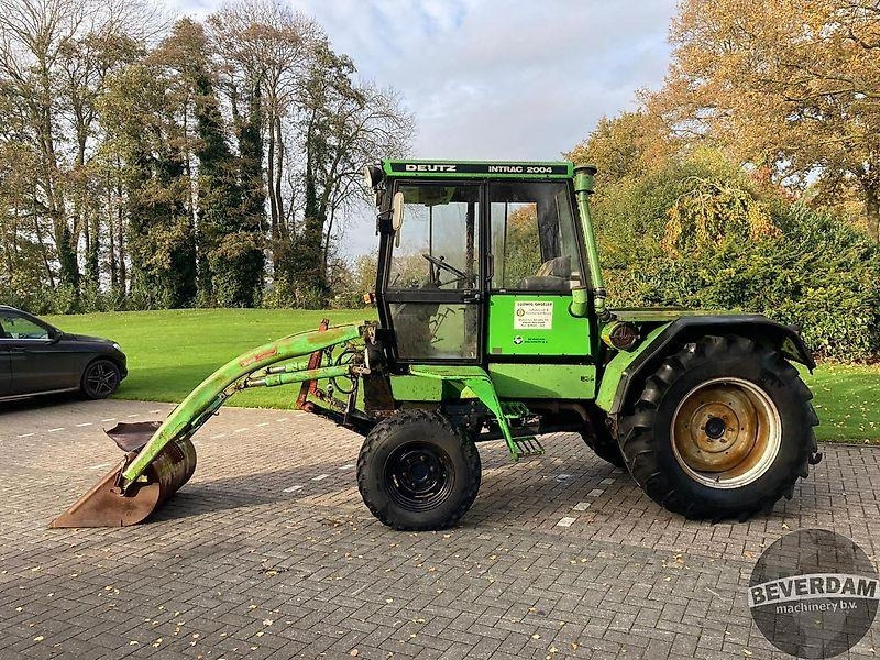 Deutz-fahr Intrac 2004 - Трактор: фото 3 Deutz-fahr Intrac 2004 - Трактор: фото 3
