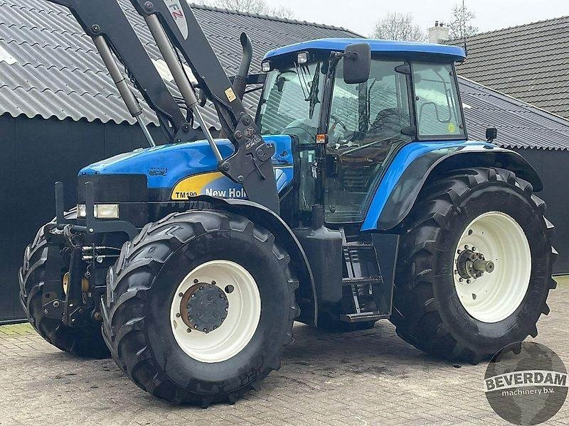 New Holland TM190 - Трактор: фото 2 New Holland TM190 - Трактор: фото 2