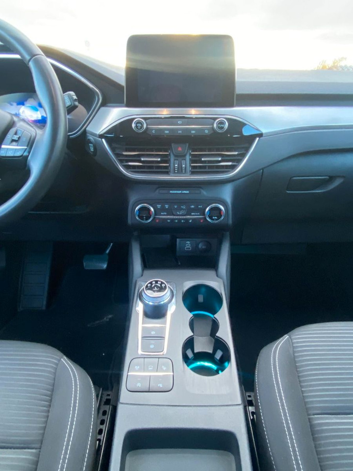 Ford Kuga Titanium 4X4 AWD - Внедорожник: фото 5 Ford Kuga Titanium 4X4 AWD - Внедорожник: фото 5