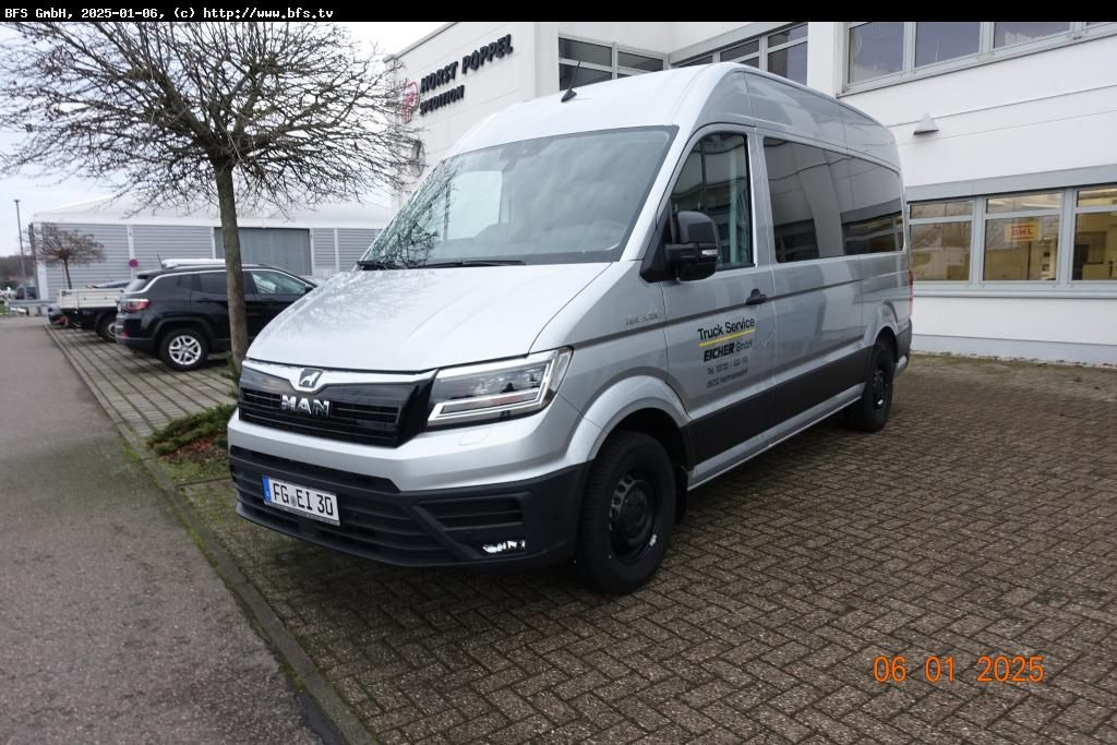 MAN TGE 3.180 4x2 F SB 8 Sitzer, Automatik, Anhängek - Микроавтобус, Пассажирский фургон: фото 1 MAN TGE 3.180 4x2 F SB 8 Sitzer, Automatik, Anhängek - Микроавтобус, Пассажирский фургон: фото 1