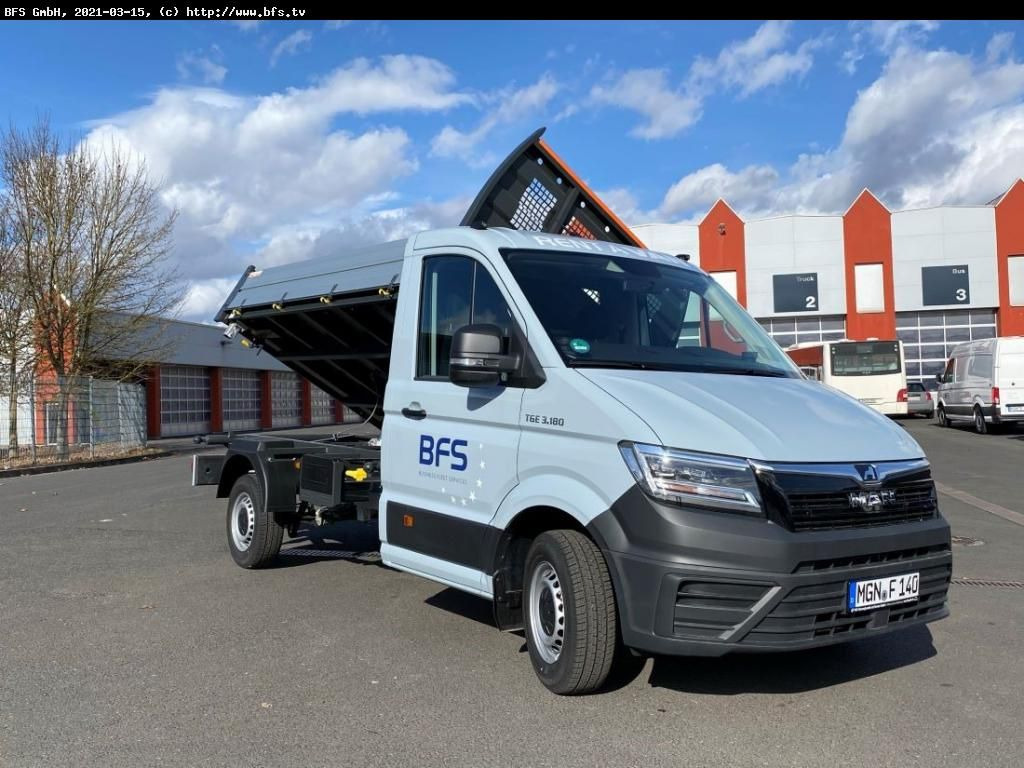 MAN TGE 3.180 4x2 F SB Dreiseitenkipper - Малотоннажный самосвал: фото 2 MAN TGE 3.180 4x2 F SB Dreiseitenkipper - Малотоннажный самосвал: фото 2
