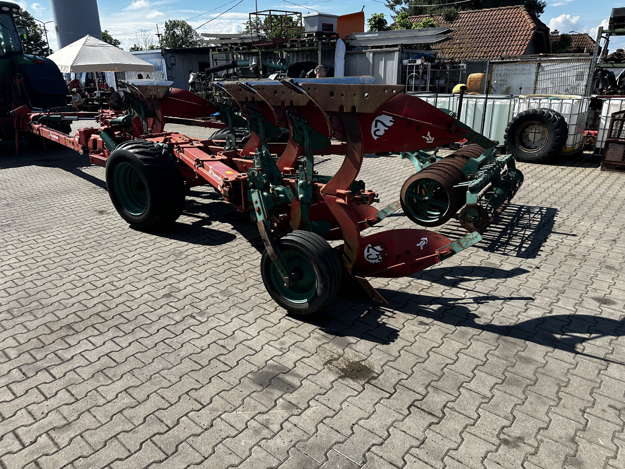 Kverneland OnLand PL100 Packomat S/C - Плуг: фото 5 Kverneland OnLand PL100 Packomat S/C - Плуг: фото 5