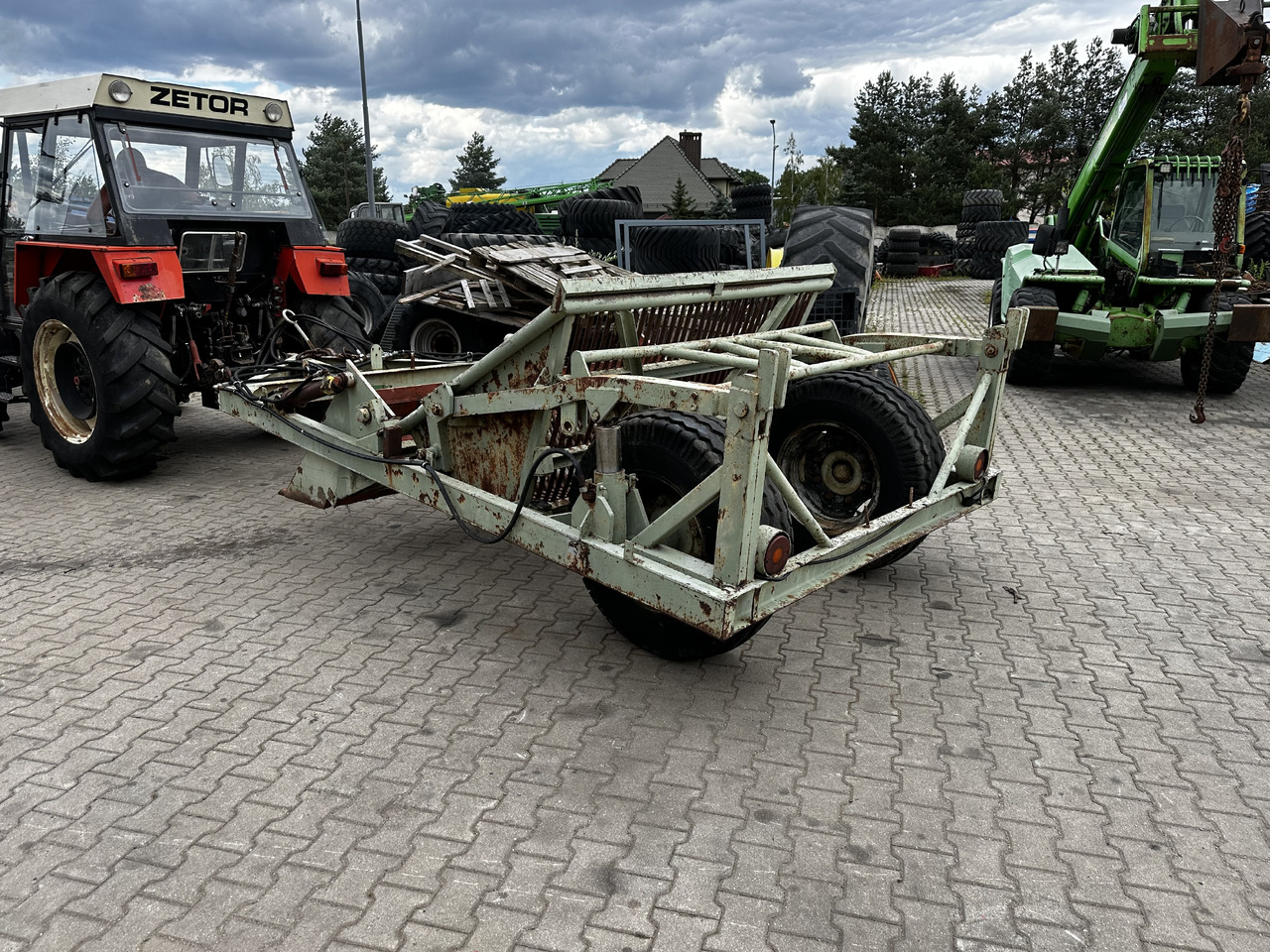 Zbieracz kamieni Fortschritt Steinsammler Steinsammelwagen - Техника для обработки почвы: фото 5 Zbieracz kamieni Fortschritt Steinsammler Steinsammelwagen - Техника для обработки почвы: фото 5