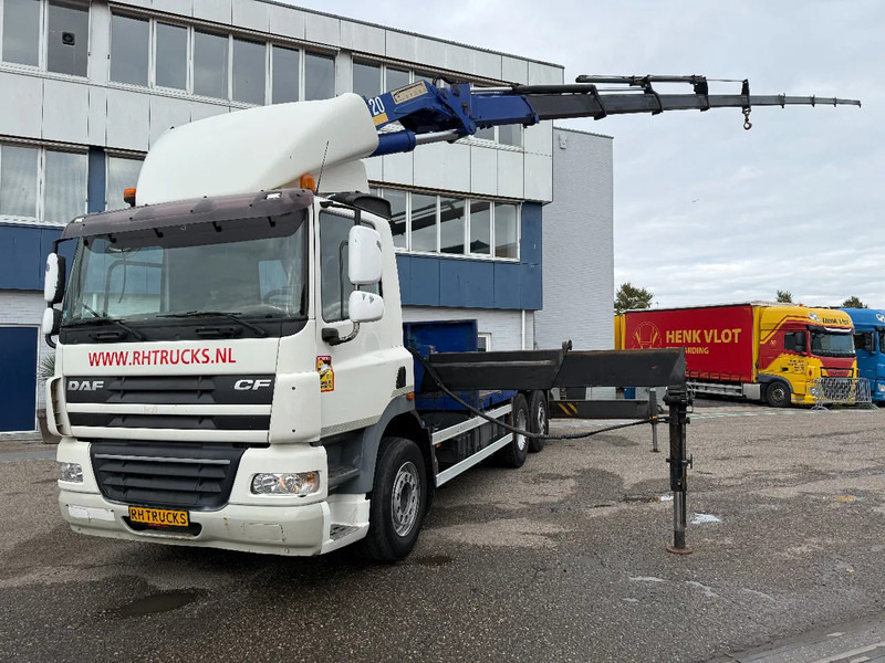 DAF CF 85 6X2 EURO 5 + HMF 37 TON/M + REMOTE CONTROL - Грузовик бортовой/ Платформа, Автоманипулятор: фото 2 DAF CF 85 6X2 EURO 5 + HMF 37 TON/M + REMOTE CONTROL - Грузовик бортовой/ Платформа, Автоманипулятор: фото 2