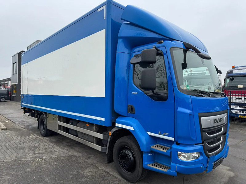 DAF LF 180 4X2 - EURO 6 + DHOLLANDIA LIFT + TÜV 09-2025 - Грузовик с закрытым кузовом: фото 3 DAF LF 180 4X2 - EURO 6 + DHOLLANDIA LIFT + TÜV 09-2025 - Грузовик с закрытым кузовом: фото 3