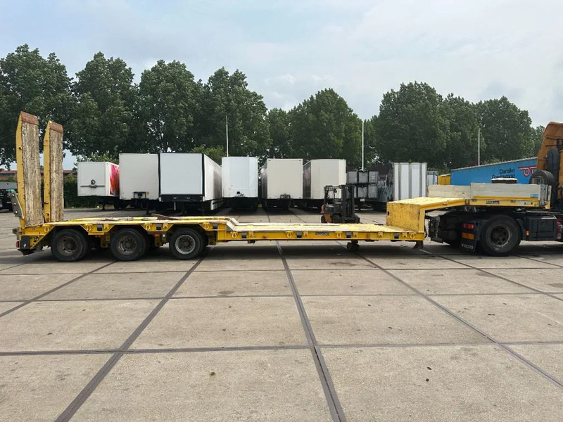 Низкорамный полуприцеп Goldhofer 3 AS GESTUURD REMOTE CONTROLE 1,2 M EXTENDABLE: фото 10