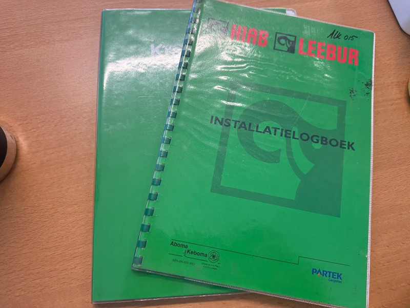 Hiab R330-F4 REMOTE CONTROLE AN STAMPS, HATZ MOTOR - Стрела: фото 5 Hiab R330-F4 REMOTE CONTROLE AN STAMPS, HATZ MOTOR - Стрела: фото 5