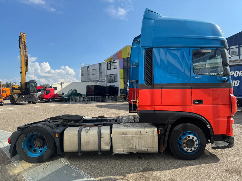 Тягач DAF XF 440 4X2 EURO 6 LOW DECK: фото 6 Тягач DAF XF 440 4X2 EURO 6 LOW DECK: фото 6