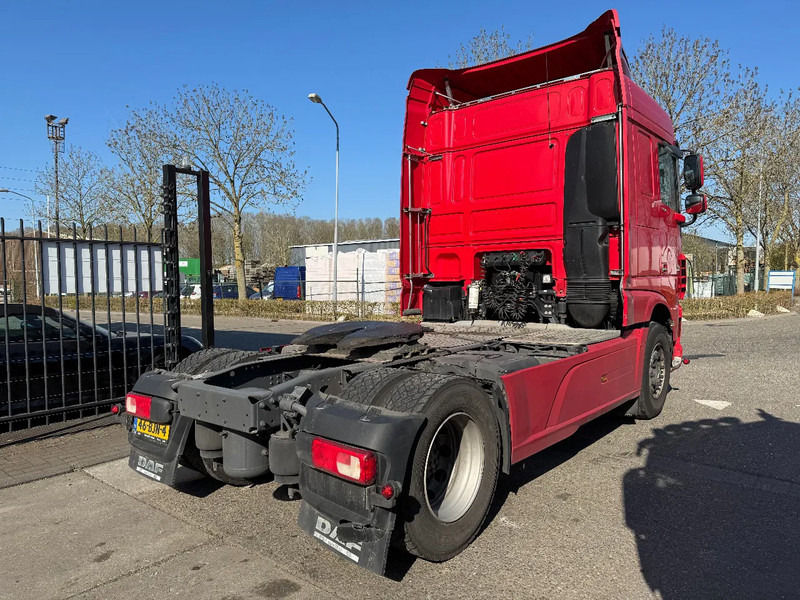 DAF XF 440 4X2 EURO 6 SKIRTS 2017 - Тягач: фото 5 DAF XF 440 4X2 EURO 6 SKIRTS 2017 - Тягач: фото 5