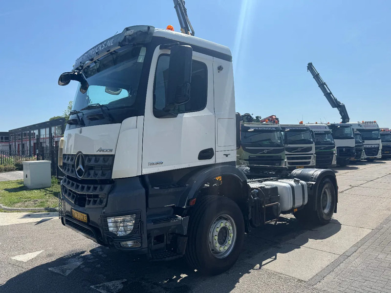 Mercedes-Benz Arocs 1939 4X2 EURO 6 HUB REDUCTION - Тягач: фото 1 Mercedes-Benz Arocs 1939 4X2 EURO 6 HUB REDUCTION - Тягач: фото 1