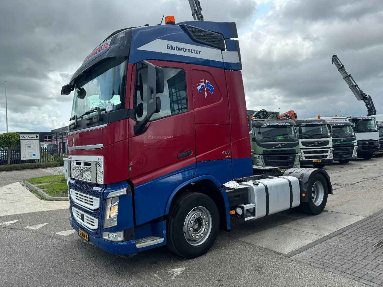 Volvo FH 420 4X2 SPOILERS STANDKLIMA EURO 6 2017 - Тягач: фото 1 Volvo FH 420 4X2 SPOILERS STANDKLIMA EURO 6 2017 - Тягач: фото 1