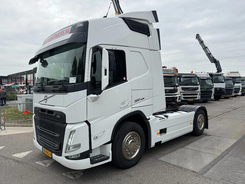 Volvo FM 380 4X2 EURO 6 NEW FACE SKIRTS AIRCO SPOILERS - Тягач: фото 1 Volvo FM 380 4X2 EURO 6 NEW FACE SKIRTS AIRCO SPOILERS - Тягач: фото 1