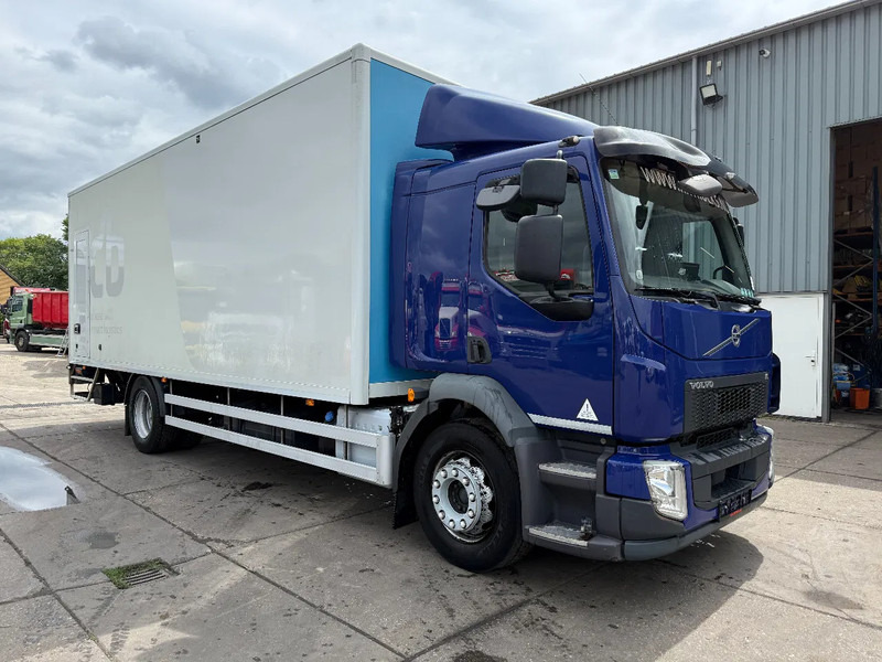 Volvo FL 250 4X2 EURO 6 CARGOLOCK DHOLLANDIA LIFT 360 DEGREES CAMERA - Грузовик с закрытым кузовом: фото 4 Volvo FL 250 4X2 EURO 6 CARGOLOCK DHOLLANDIA LIFT 360 DEGREES CAMERA - Грузовик с закрытым кузовом: фото 4