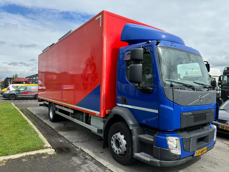 Volvo FL 250 4X2 EURO 6 DHOLLANDIA - Грузовик с закрытым кузовом: фото 3 Volvo FL 250 4X2 EURO 6 DHOLLANDIA - Грузовик с закрытым кузовом: фото 3