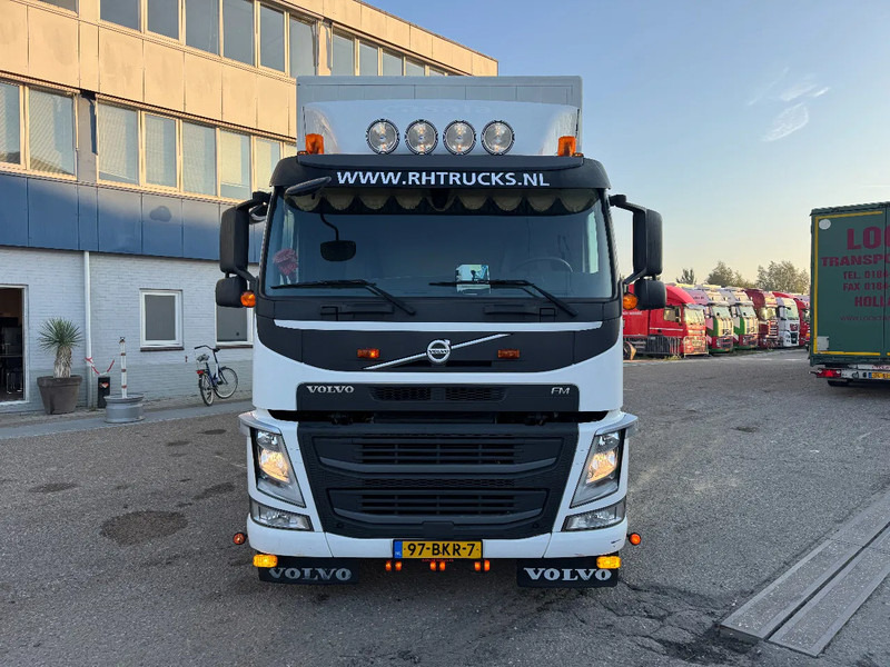 Volvo FM 330 4X2 EURO 6 DHOLLANDIA CLOSED BOX - Грузовик с закрытым кузовом: фото 2 Volvo FM 330 4X2 EURO 6 DHOLLANDIA CLOSED BOX - Грузовик с закрытым кузовом: фото 2