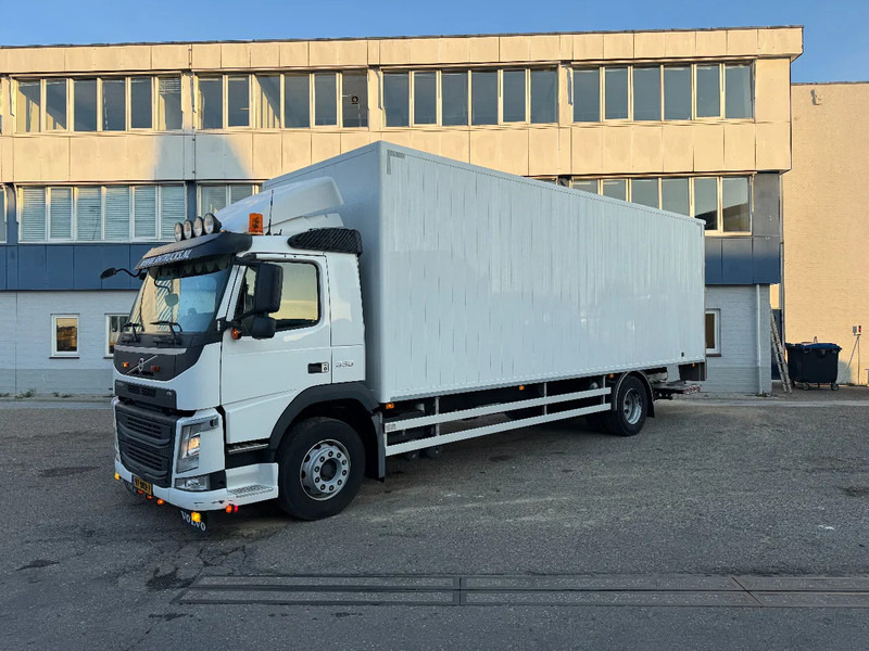 Volvo FM 330 4X2 EURO 6 DHOLLANDIA CLOSED BOX - Грузовик с закрытым кузовом: фото 1 Volvo FM 330 4X2 EURO 6 DHOLLANDIA CLOSED BOX - Грузовик с закрытым кузовом: фото 1