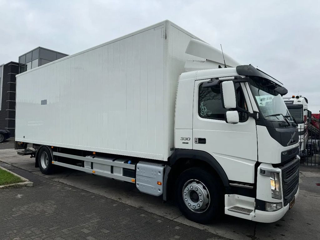 Volvo FM 330 4X2 - EURO 6 + DHOLLANDIA LIFT + ONLY 500 - Грузовик с закрытым кузовом: фото 3 Volvo FM 330 4X2 - EURO 6 + DHOLLANDIA LIFT + ONLY 500 - Грузовик с закрытым кузовом: фото 3