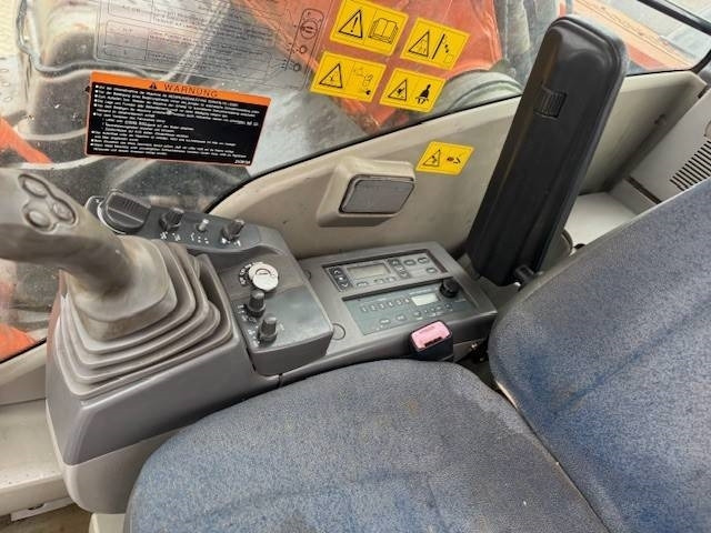 Гусеничный экскаватор HITACHI ZX 350 LCN: фото 9 Гусеничный экскаватор HITACHI ZX 350 LCN: фото 9