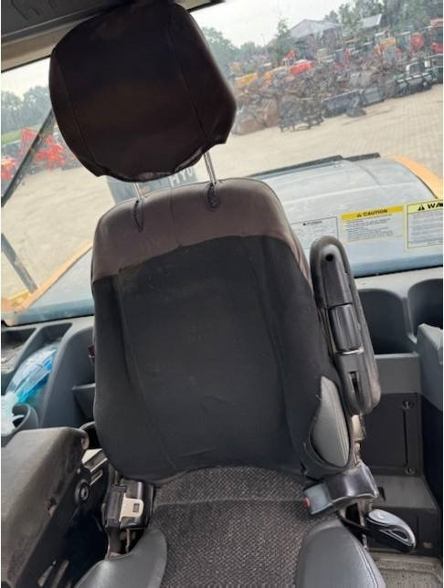 Колёсный погрузчик HYUNDAI HL 955A: фото 10 Колёсный погрузчик HYUNDAI HL 955A: фото 10