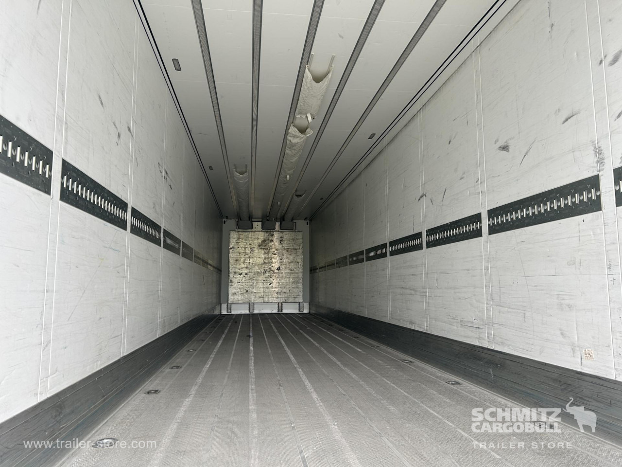 SCHMITZ Reefer Standard - Изотермический полуприцеп: фото 2 SCHMITZ Reefer Standard - Изотермический полуприцеп: фото 2